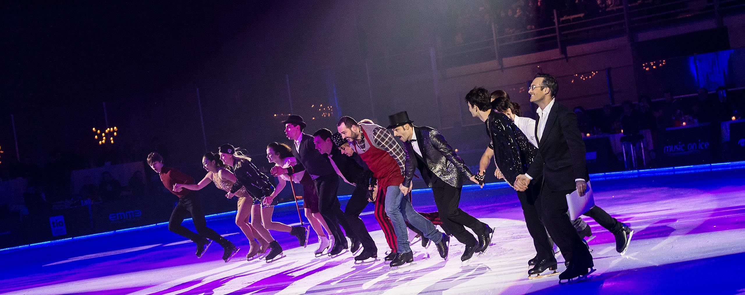 Cast of Music on Ice